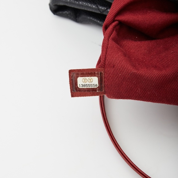 CHANEL VINTAGE CAVIAR BLACK LEATHER GRAND SHOPPING TOTE LARGE - Picture 8 of 11